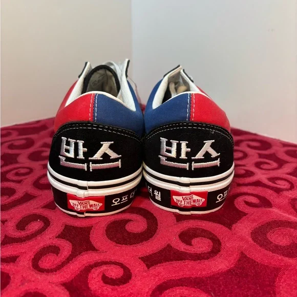 Vans Old Skool Korean Typography Sneaker Shoes Mens Size 11 NWT